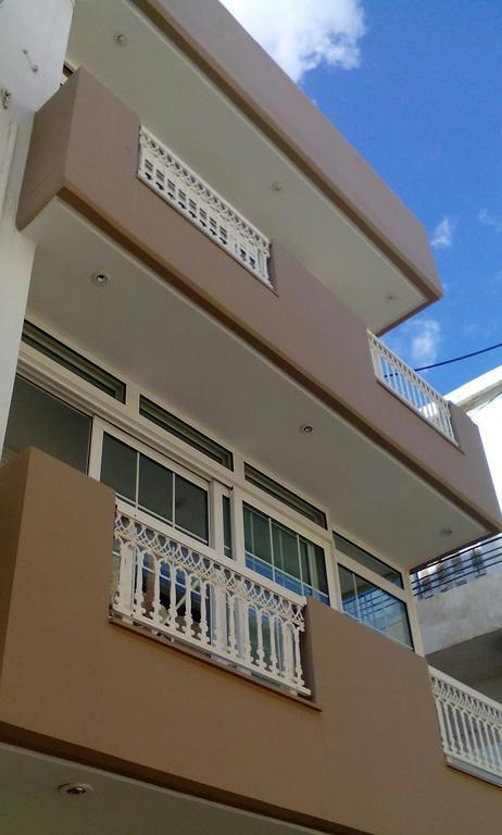Central House Ираклио Екстериор снимка